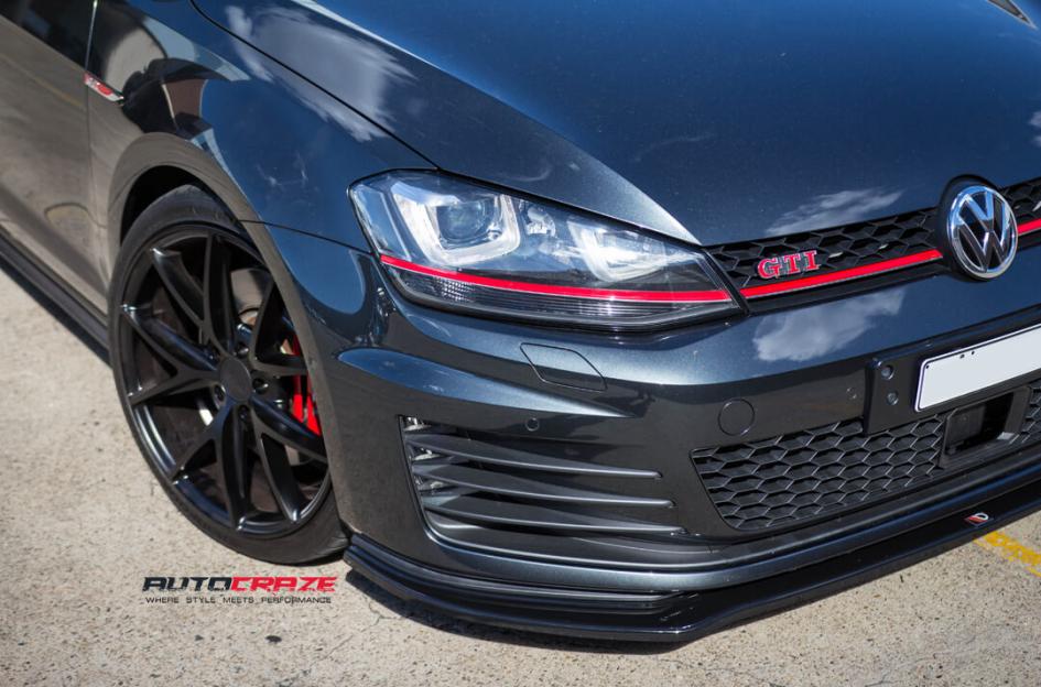 VOLKSWAGEN GOLF MISANO MATTE BLACK