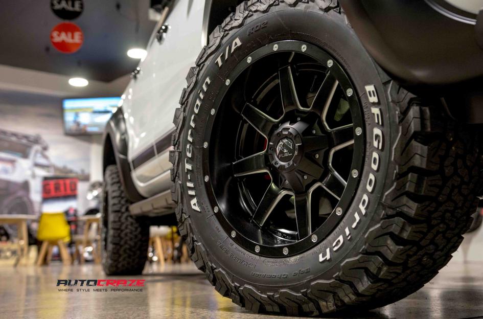 FORD RANGER MAVERICK GLOSS BLACK MILLED ACCENTS 6