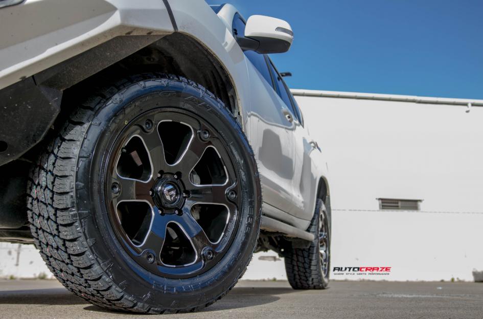 TOYOTA-PRADO-BEAST-GLOSS-BLACK-MILLED-ACCENTS