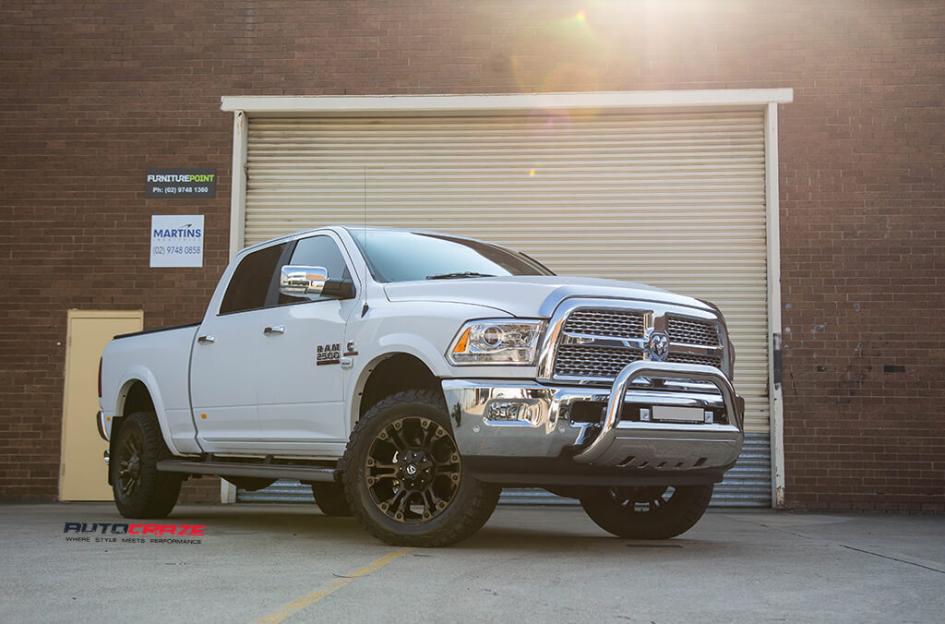 DODGE-RAM-VAPOR-BLACK-MACHINED-WITH-DARK-TINT