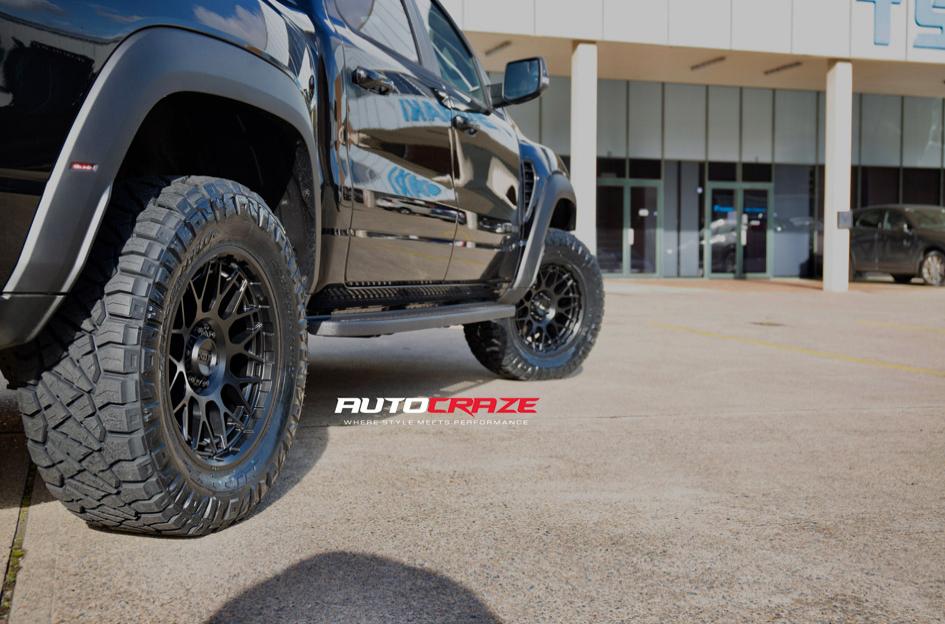 DODGE RAM TECHNIC SATIN BLACK