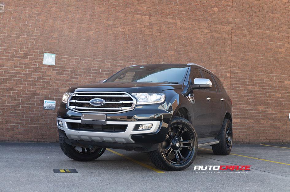 FORD EVEREST BROOKLYN MATTE BLACK