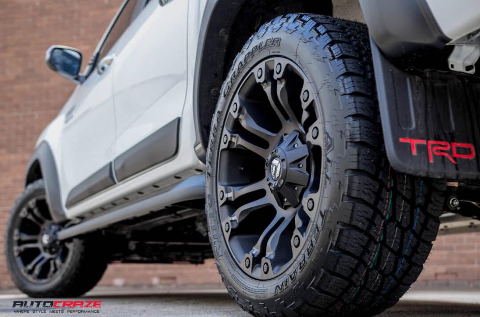 TOYOTA HILUX N80 4WD VAPOR BLACK MACHINED WITH DARK TINT