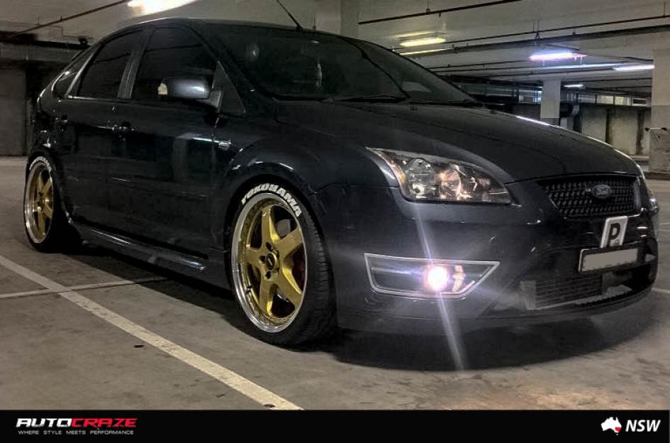 FORD FOCUS  5 STUD  FR
