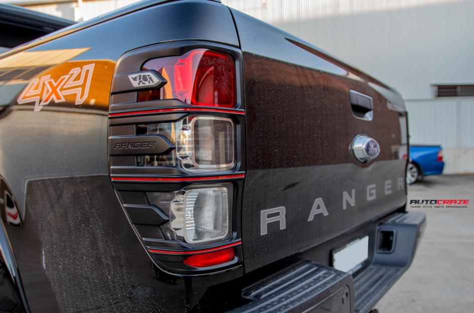 FORD RANGER HOSS XD II SATIN BLACK DARK TINT