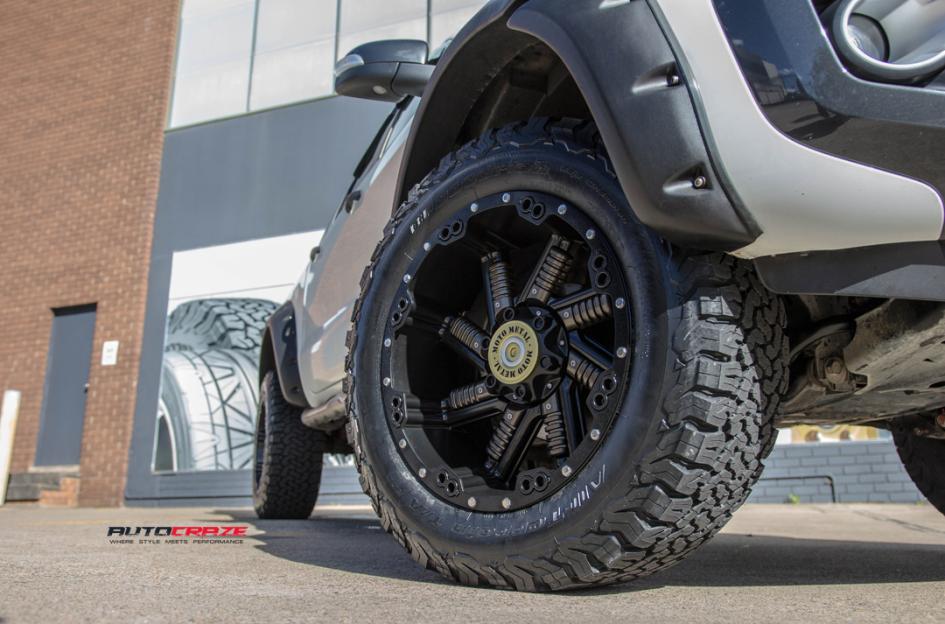 FORD RANGER MO979 SATIN BLACK WITH GUN METAL INSERTS