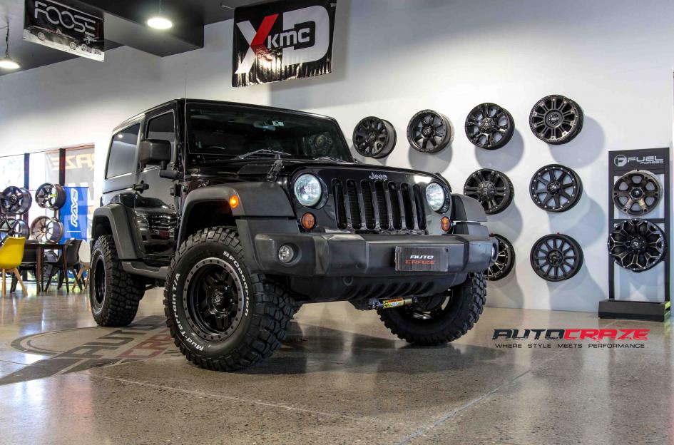 JEEP WRANGLER ANZA MATTE BLACK WITH ANTHRACITE RING