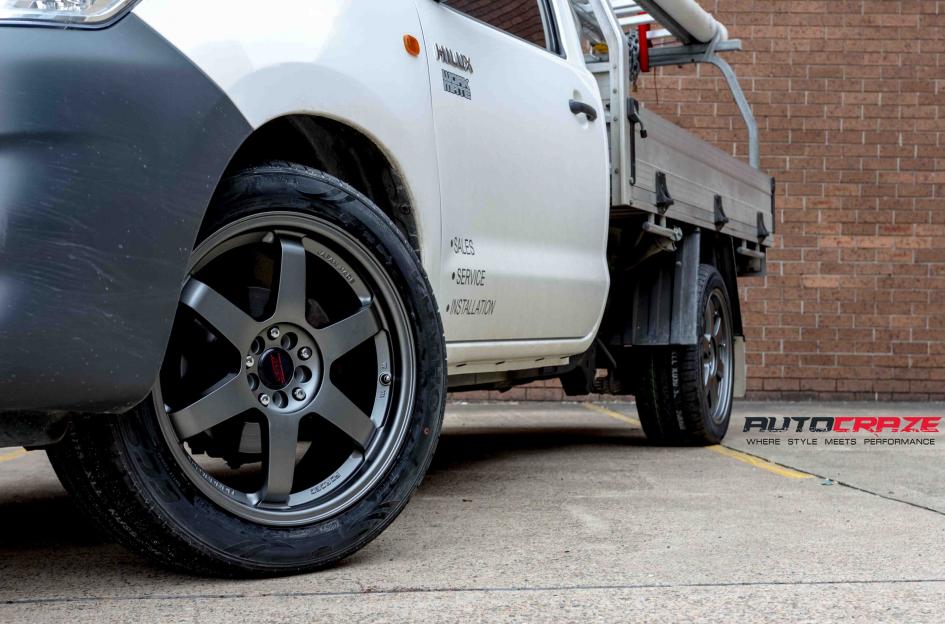 TOYOTA HILUX 2WD (2005 ONWARDS) DRIFTER GUN METAL MATTE