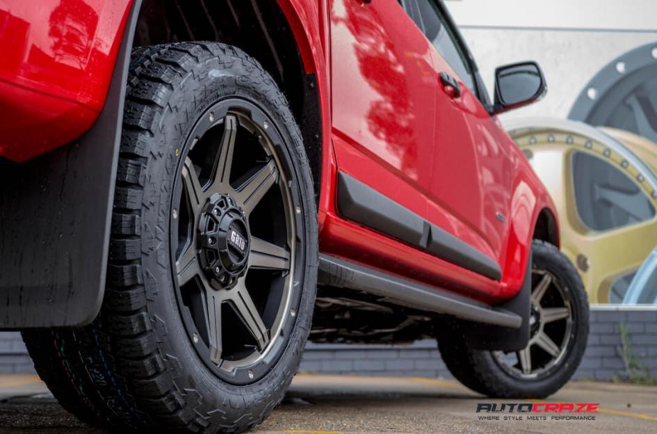 HOLDEN COLORADO GD06 MATTE BLACK MACHINED FACE WITH DARK MATTE TINT