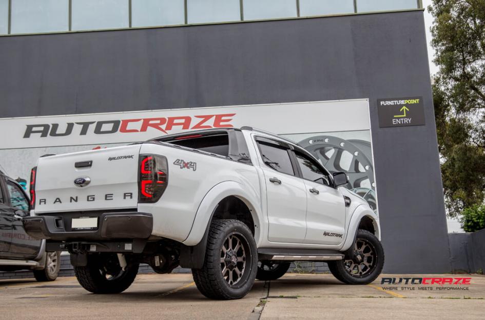 FORD RANGER BUCK 25 XD MATTE BLACK MACHINED FACE