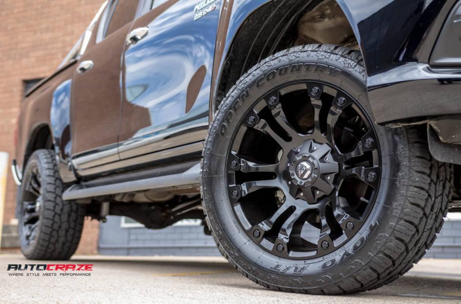 TOYOTA HILUX N80 4WD VAPOR MATTE BLACK