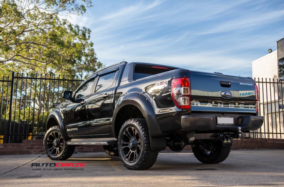 FORD-RANGER-VAPOR-BLACK-MACHINED-WITH-DARK-TINT-20