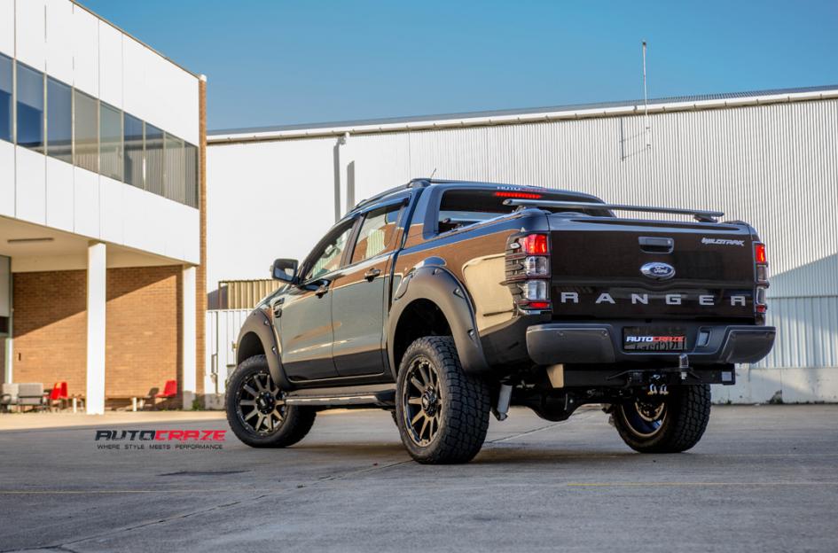 FORD RANGER GD05 BRONZE DARK TINT WITH MATTE BLACK 4