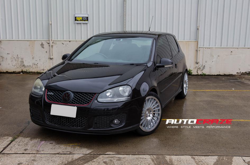 VOLKSWAGEN GOLF IND T SILVER MACHINED FACE
