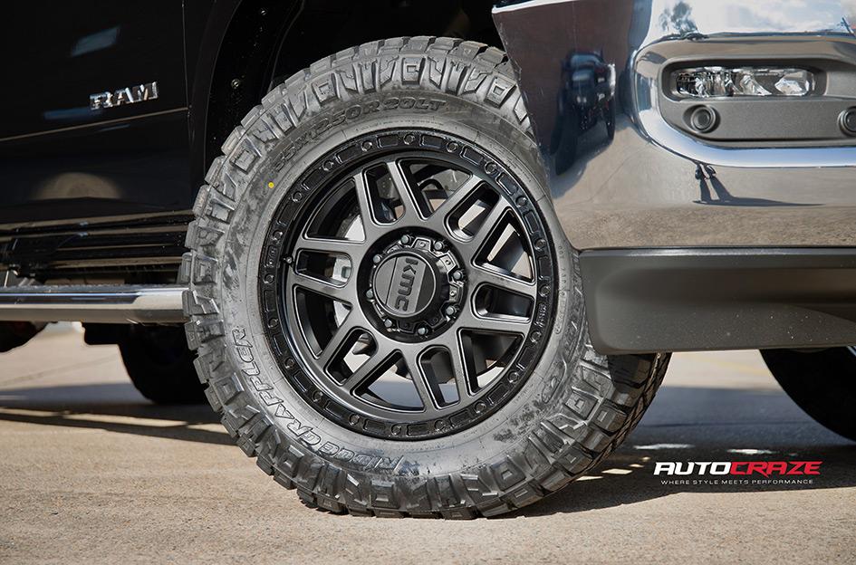 DODGE RAM MESA SATIN BLACK W GLOSS BLACK LIP