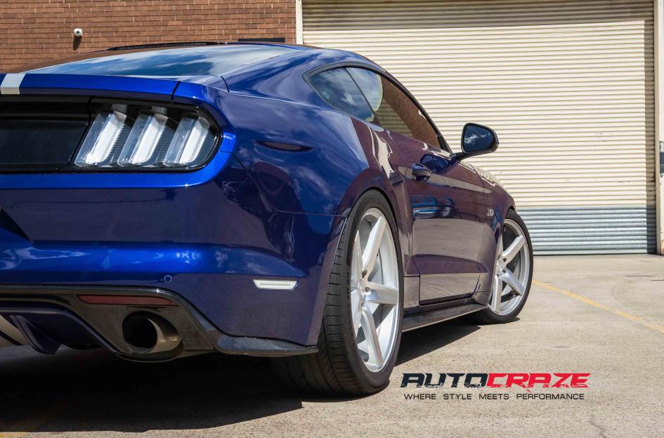 FORD MUSTANG MILAN SILVER MACHINED FACE 3