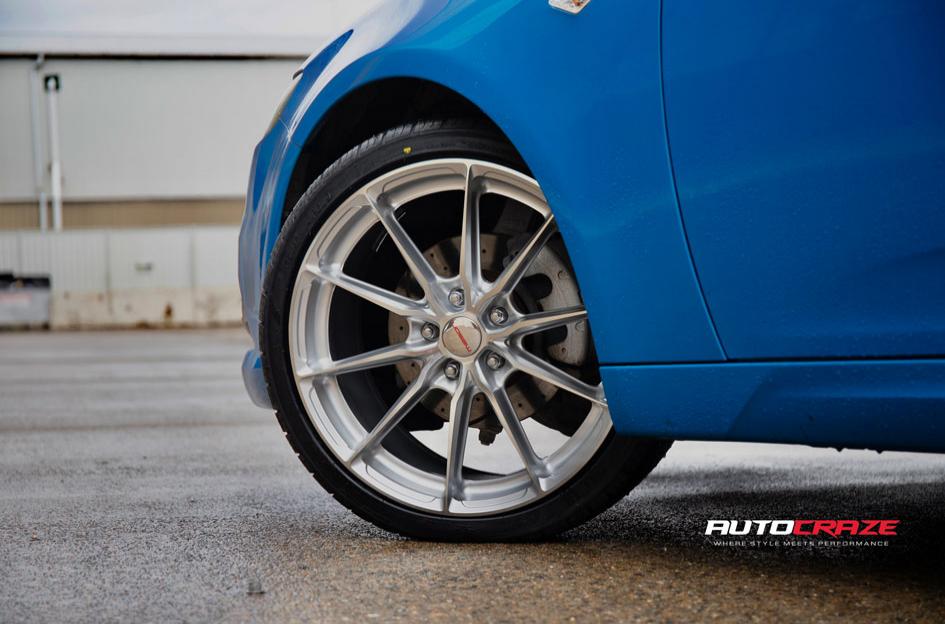 FORD-FALCON-ZR6-POLISHED-SILVER