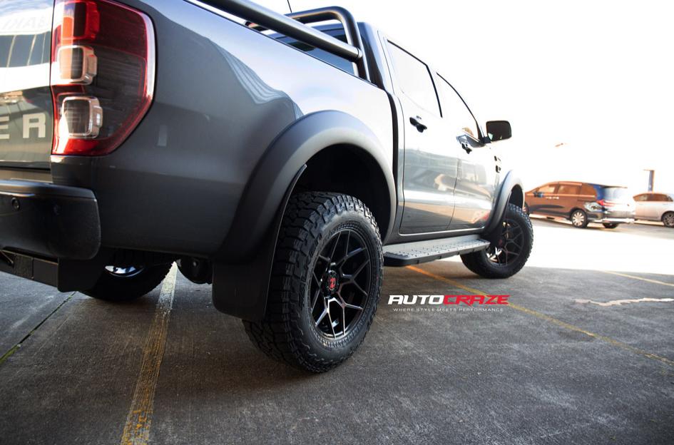 FORD RANGER SABBATH GLOSS BLACK TINTED FACE