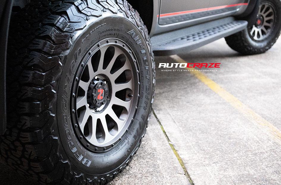 FORD-RANGER-RAPTOR-VICTIM-GUNMETAL-BLACK-RING