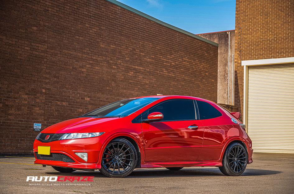 HONDA CIVIC 5 STUD DAYTONA MATTE BLACK