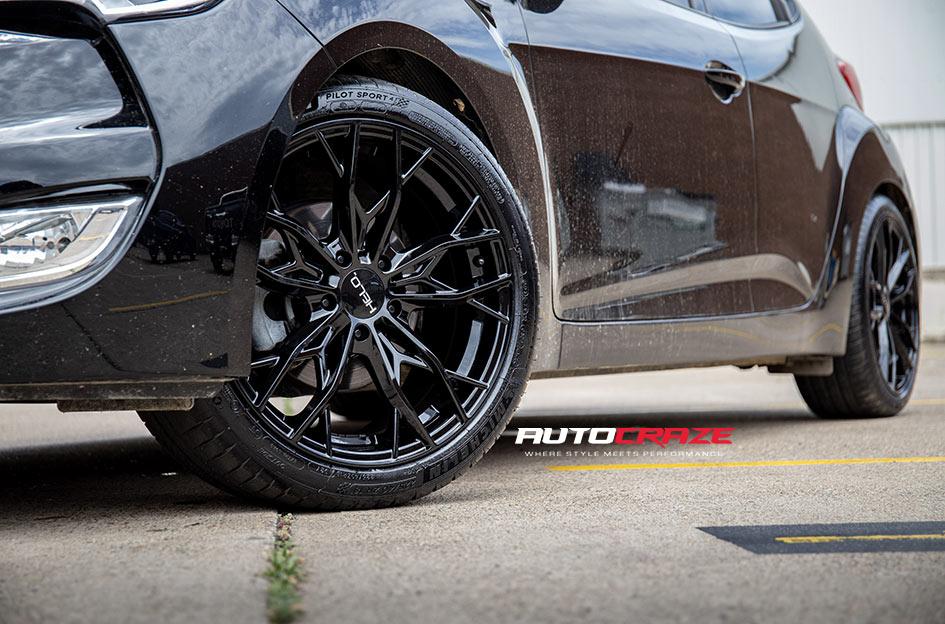 HYUNDAI VELOSTER HE907 GLOSS BLACK