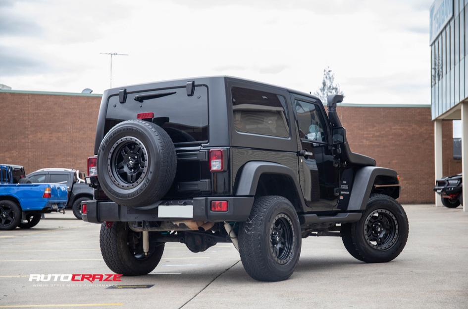 JEEP WRANGLER ANZA MATTE BLACK WITH ANTHRACITE RING