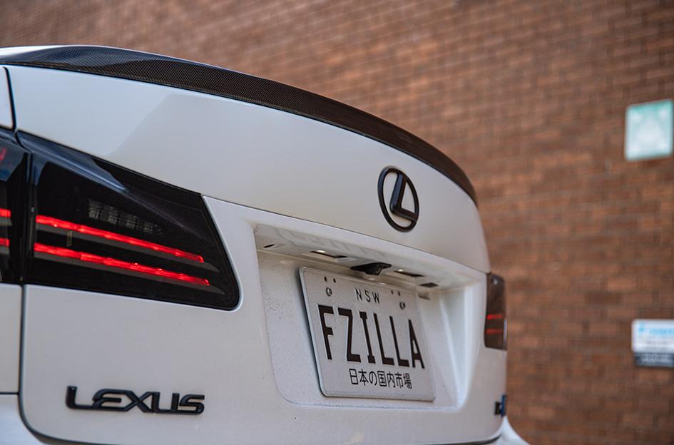 LEXUS ISF IFG 37 SILVER