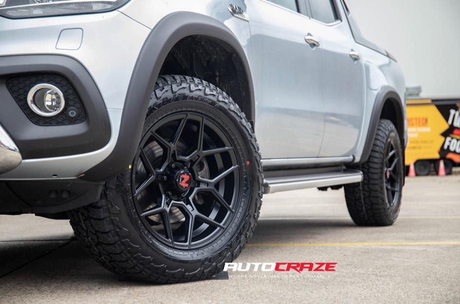 MERCEDES X CLASS SABBATH MATTE BLACK
