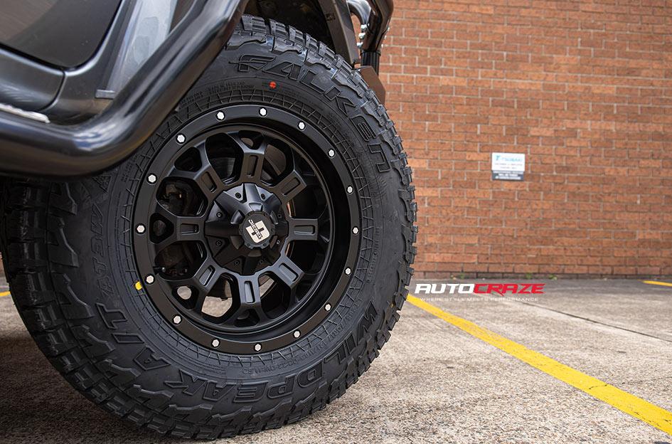 MITSUBISHI TRITON HURRICANE MATTE BLACK