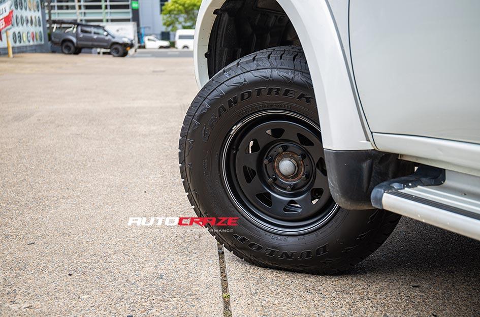 MITSUBISHI TRITON TERRA SATIN BLACK