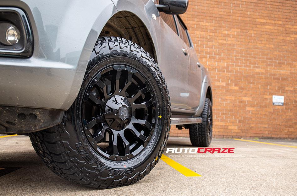 NISSAN NAVARA FLORIDA MATT BLACK