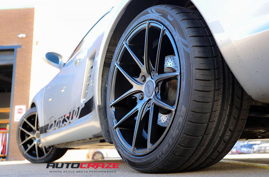 PORSCHE 987 TARGA BLACK   MACHINED WITH DOUBLE DARK TINT