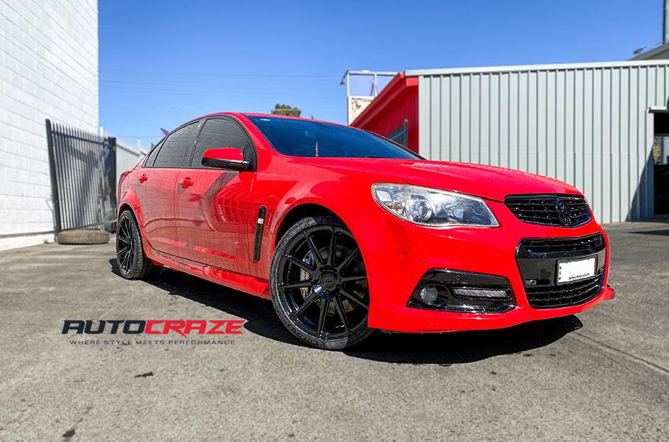 HOLDEN COMMODORE VF SF04 MATTE BLACK