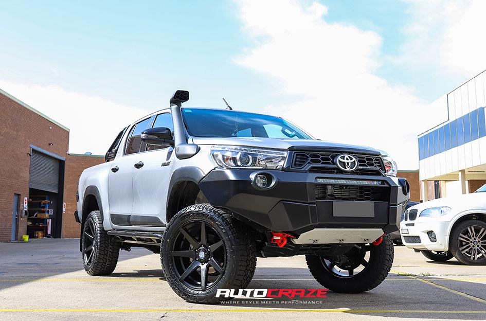 TOYOTA HILUX 4WD AVALANCHE MATTE BLACK FRONT MILLED
