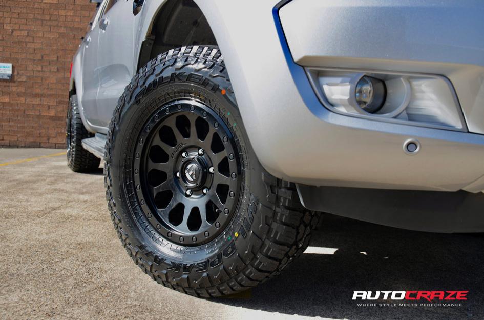FORD-RANGER-VECTOR-MATTE-BLACK