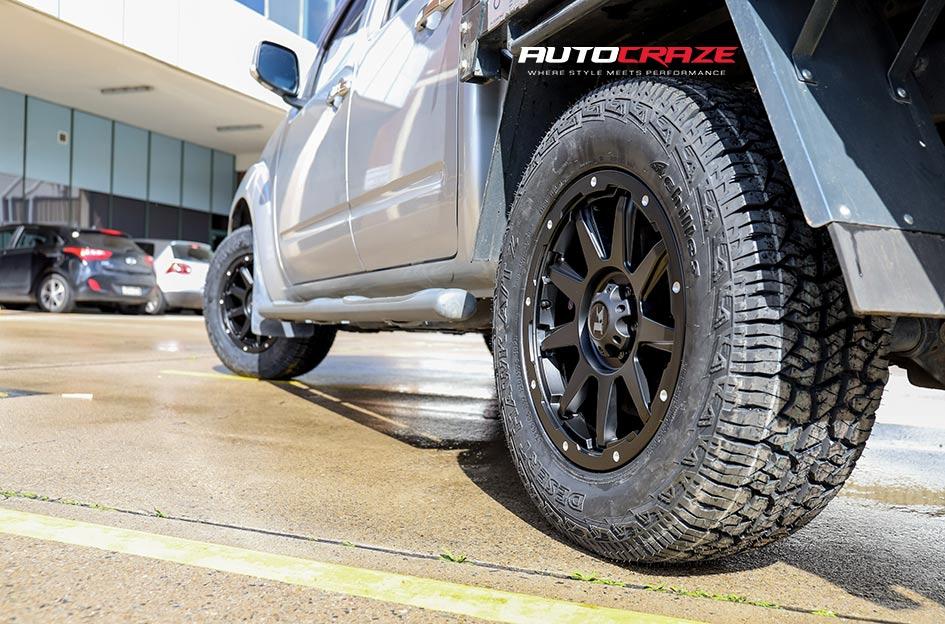 NISSAN NAVARA GATOR SATIN BLACK