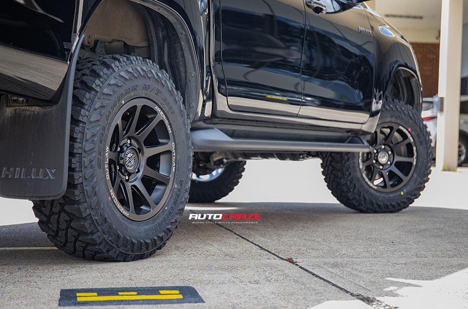 TOYOTA HILUX N80 4WD SNIPER SATIN BLACK