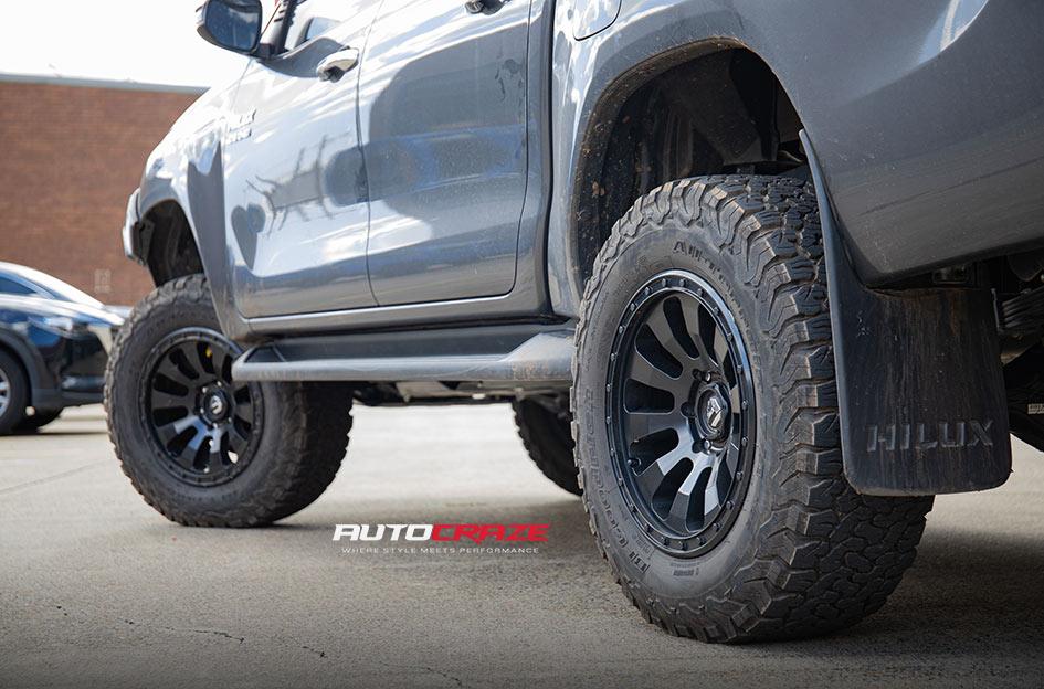 TOYOTA HILUX N80 4WD VECTOR MATTE BLACK