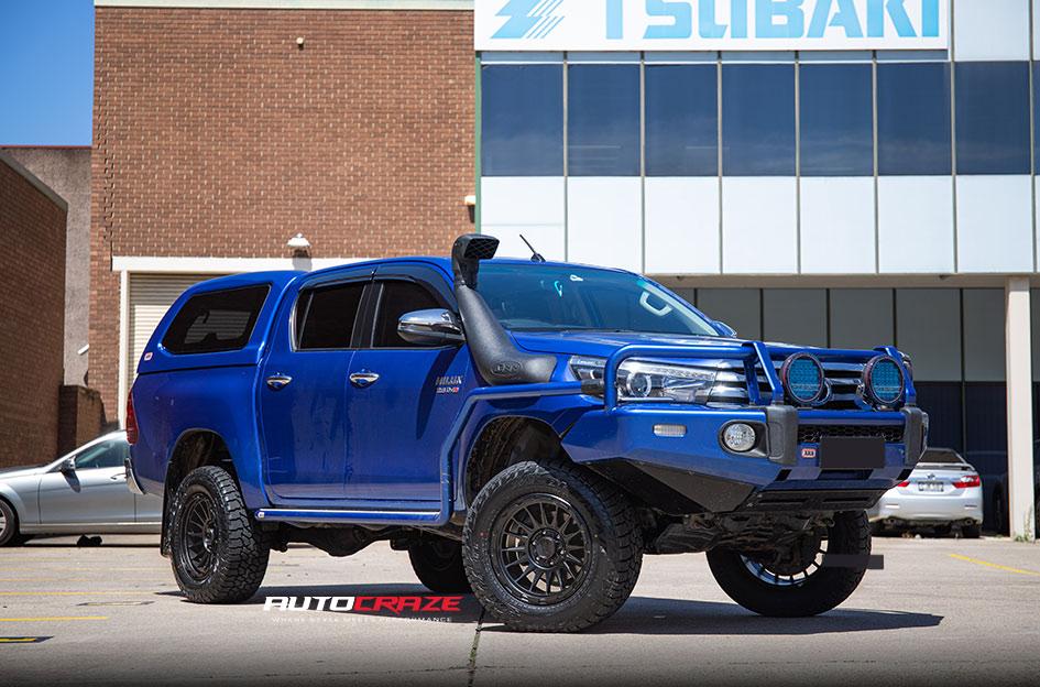 TOYOTA HILUX N80 4WD KM542 IMPACT SATIN BLACK