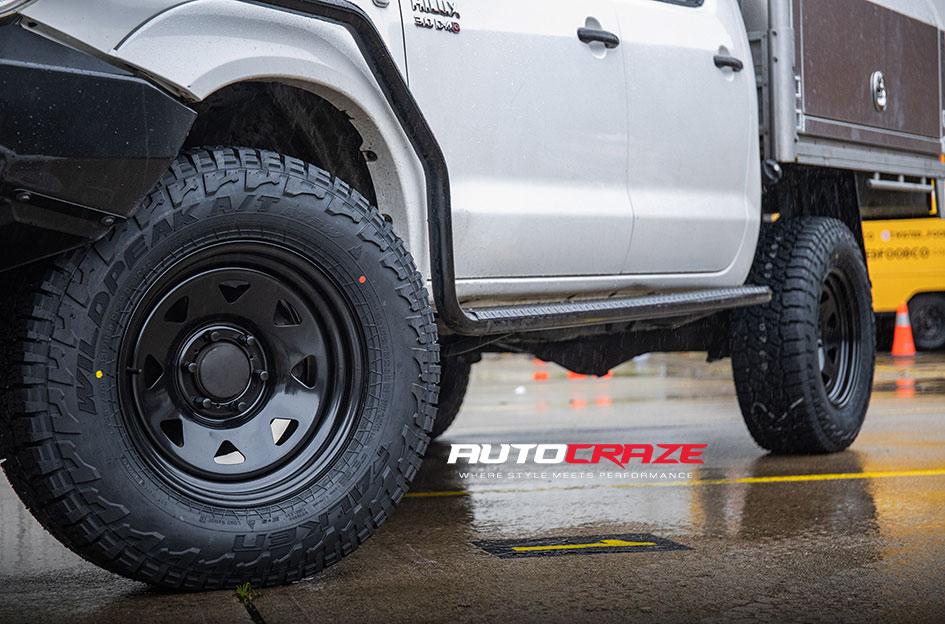 TOYOTA HILUX N70 4WD TERRA SATIN BLACK