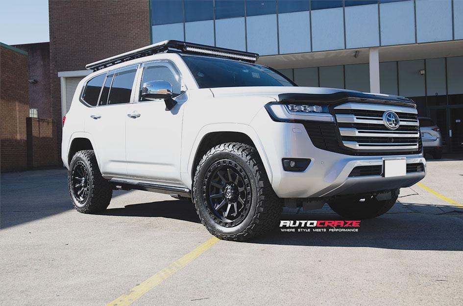 TOYOTA LANDCRUISER VECTOR BLACK MACHINED