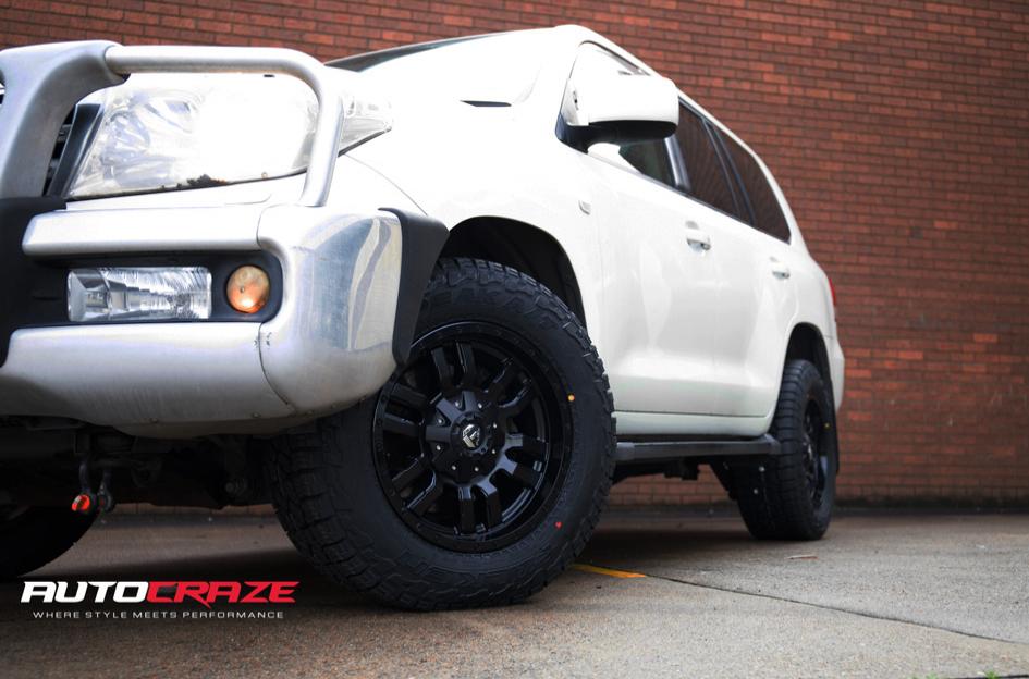 TOYOTA LANDCRUISER SLEDGE MATTE BLACK