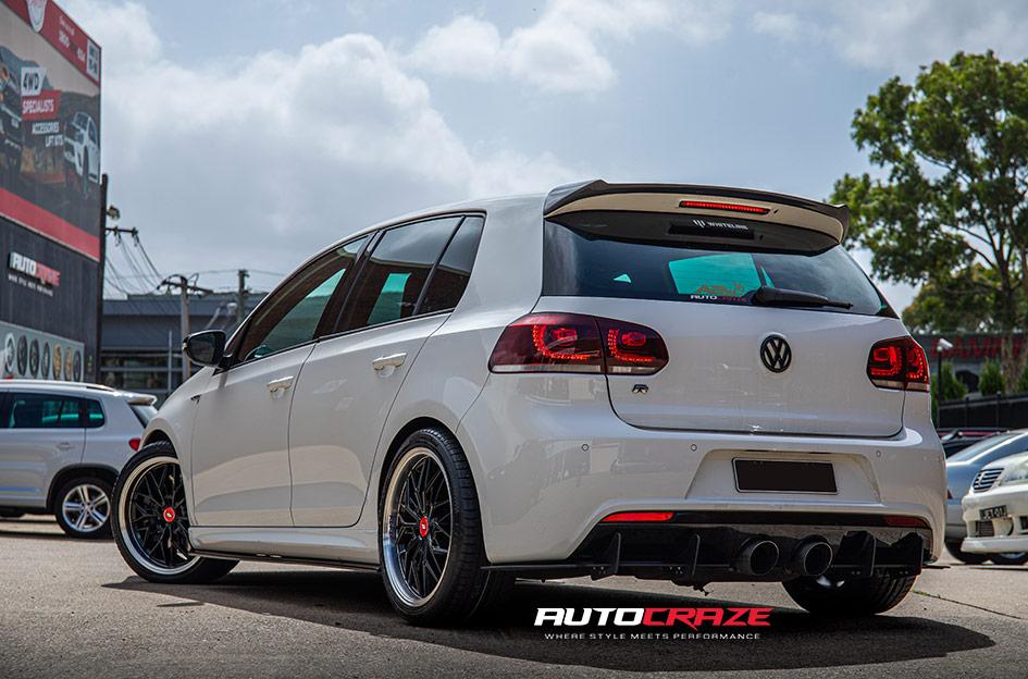 VOLKSWAGEN GOLF KIKI5588 BLACK POLISHED LIP