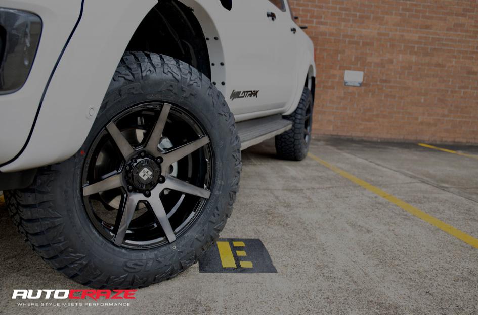 FORD RANGER AVALANCHE MATTE BLACK GREY FACE