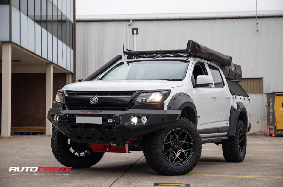 HOLDEN COLORADO SABBATH GLOSS BLACK TINTED FACE