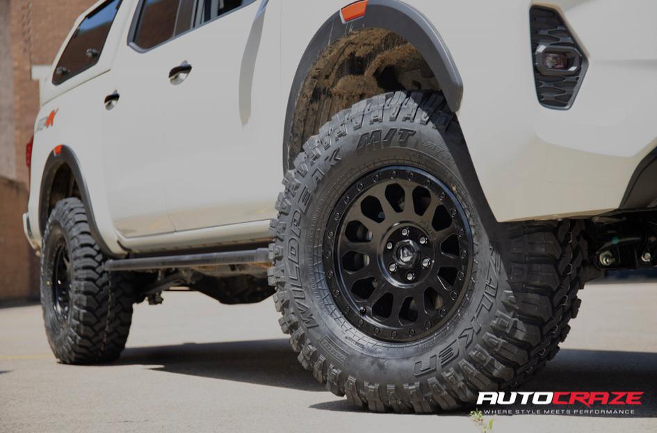 NISSAN-NAVARA-VECTOR-MATTE-BLACK