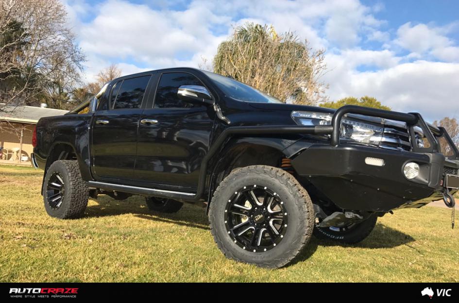 TOYOTA HILUX N80 4WD MO982 GLOSS BLACK MILLED
