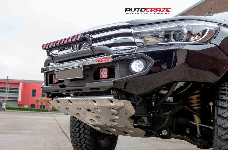 TOYOTA HILUX N80 4WD GD04 MATTE BLACK