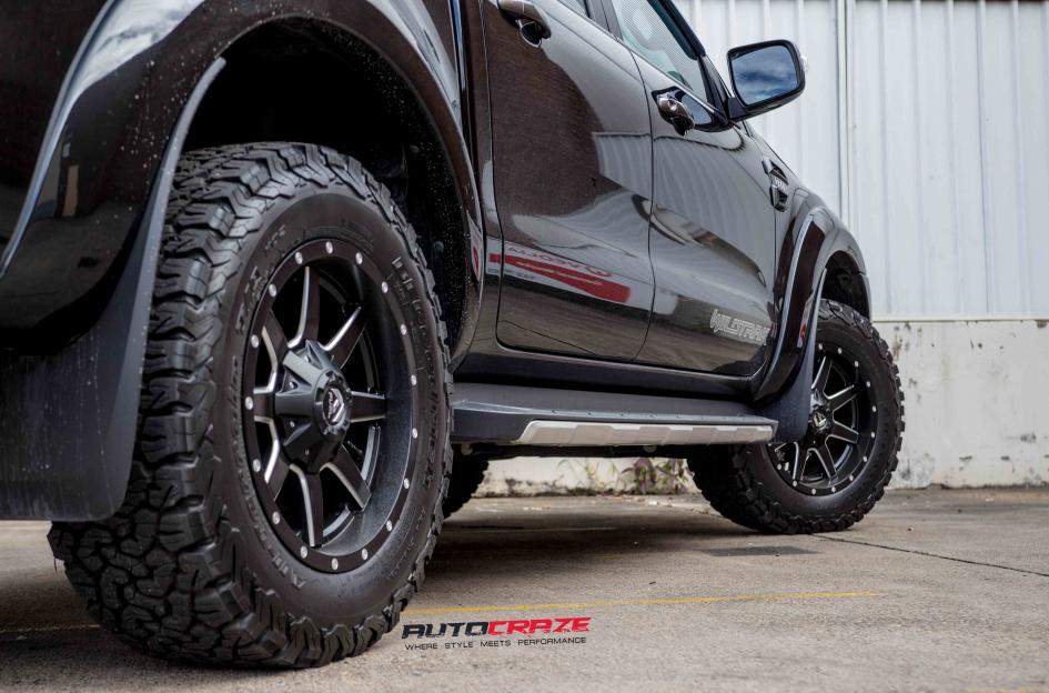 FORD RANGER MAVERICK GLOSS BLACK MILLED ACCENTS 5