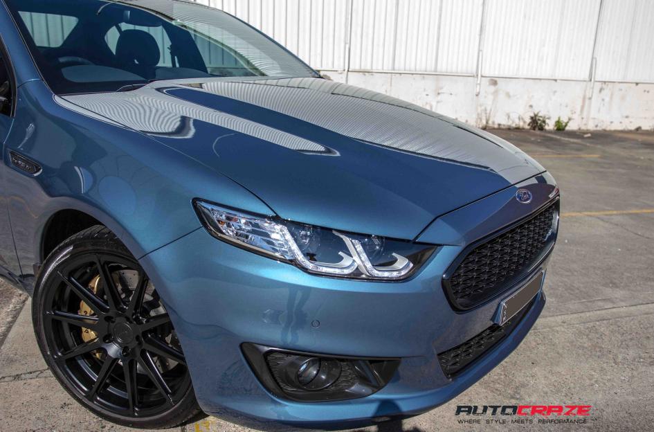 FORD FALCON SF04 MATTE BLACK